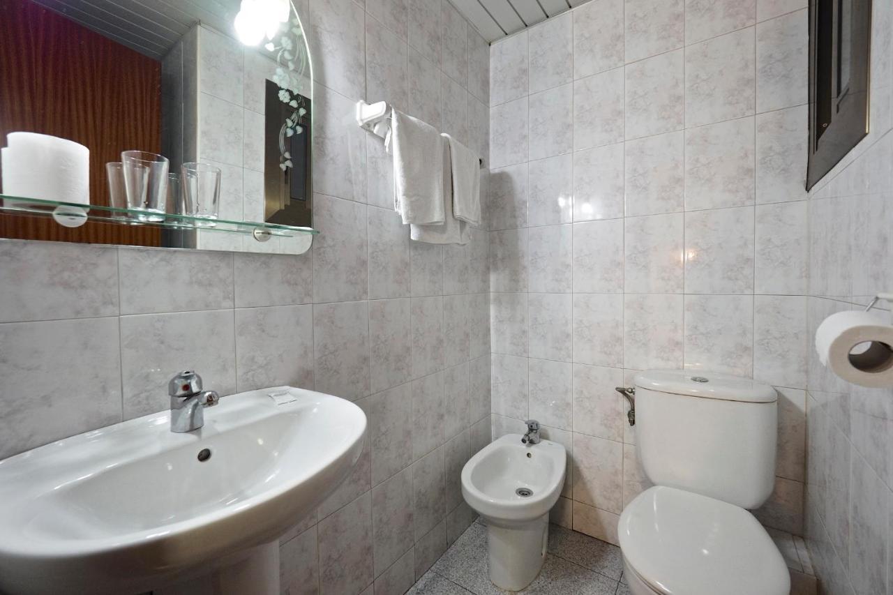 Hostal Ballestero บาร์เซโลนา ภายนอก รูปภาพ