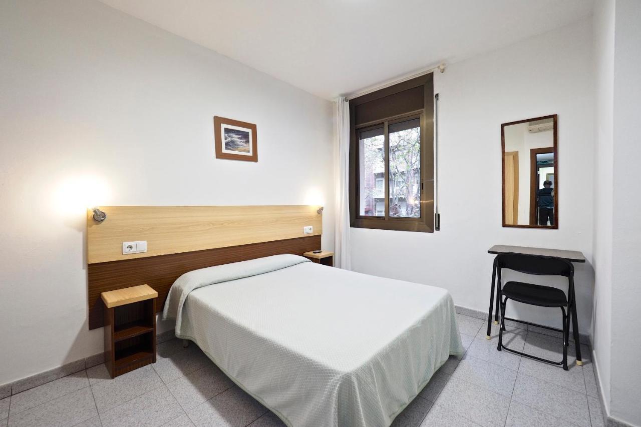 Hostal Ballestero บาร์เซโลนา ภายนอก รูปภาพ