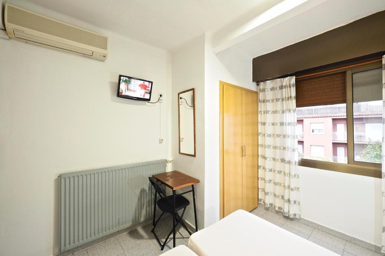 Hostal Ballestero บาร์เซโลนา ภายนอก รูปภาพ