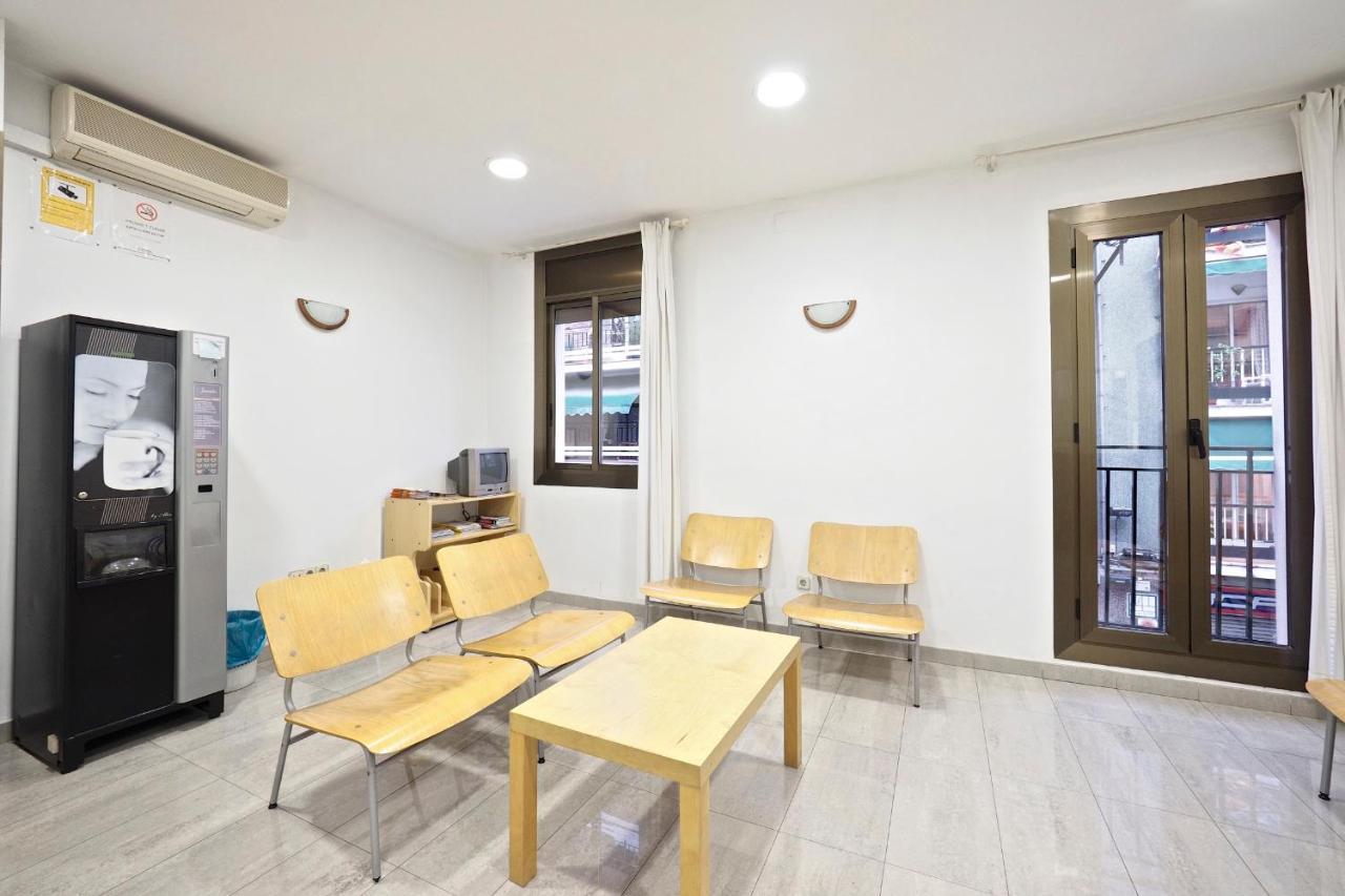 Hostal Ballestero บาร์เซโลนา ภายนอก รูปภาพ