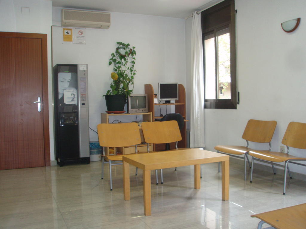 Hostal Ballestero บาร์เซโลนา ภายนอก รูปภาพ